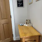 Small Remote Detached With Private Entrance Pensión Inishmuck
