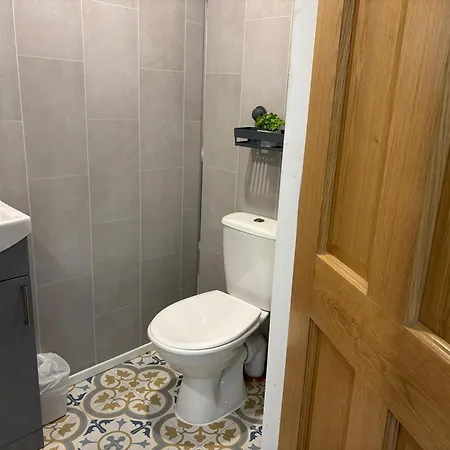 Pensión Small Remote Detached With Private Entrance Inishmuck